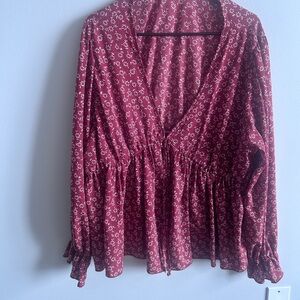 BUNDLE ONLY - 2+ ITEMS

SHEIN Burgundy Floral Blouse